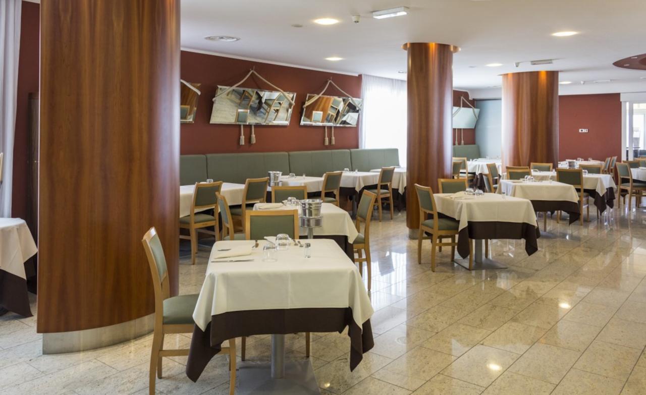 Victoria Frontemare Beach & Spa Hotel Jesolo Bagian luar foto